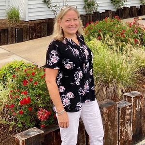 Meet your Posher, Helen